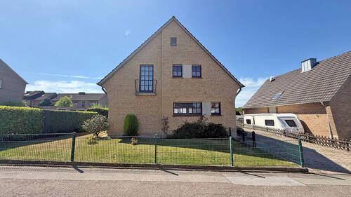 Frontansicht - Gepflegtes Einfamilienhaus mit Gartenidylle - Ihr neues Zuhause in Xanten