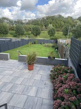 Garten - Reihenendhaus mit 260,00 m² in Duisburg zur Miete