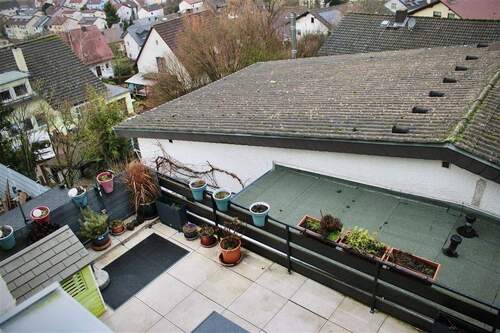 Blick vom DG auf die Esszimmerterrasse - 