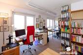 Kinderzimmer/Büro - 