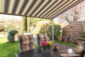 Terrasse mit elektr. Markise - 