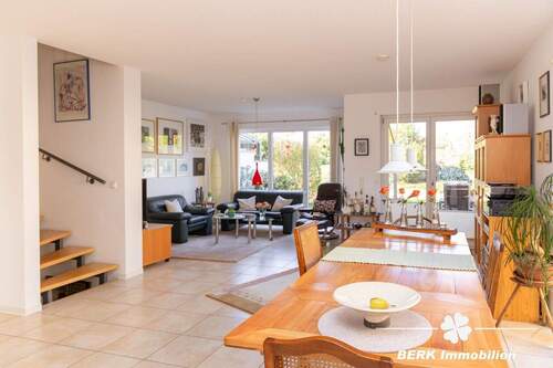 Wohnen & Essen - 4 Zimmer Doppelhaushälfte in Seligenstadt