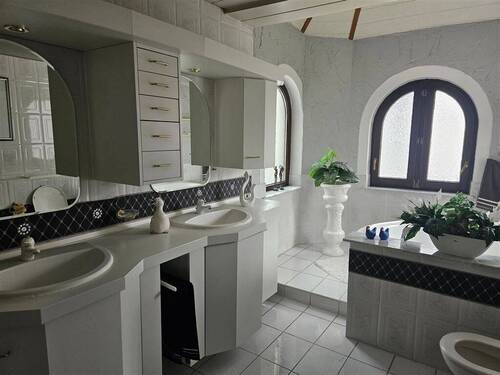 Haupt-WHG Bad - 