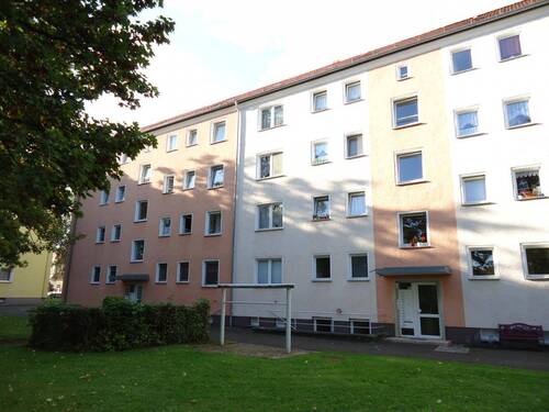 Bild 2 - 3 Zimmer Etagenwohnung zur Miete in Riesa