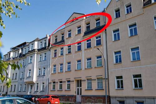 Ansicht straßenseitig - Erstbezug nach Sanierung mit Einbauküche und Südbalkon