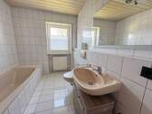 Bad mit Fenster - 