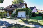 Straßenansicht - 