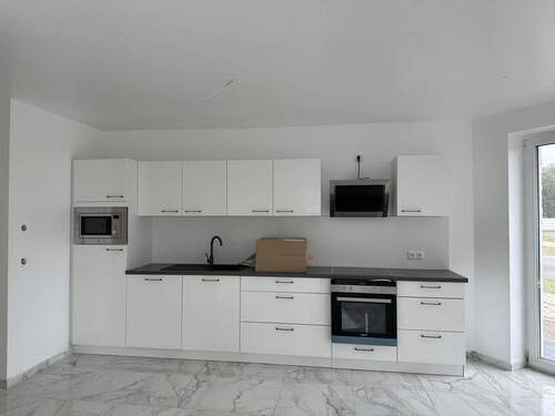 Offene Küche - hier: identische Küche im EG - 3 Zimmer Etagenwohnung in Winsen (Luhe)