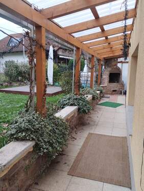  Gartenterrasse mit Grillofen - 
