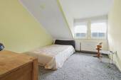 Schlafzimmer III OG (EFH) - 