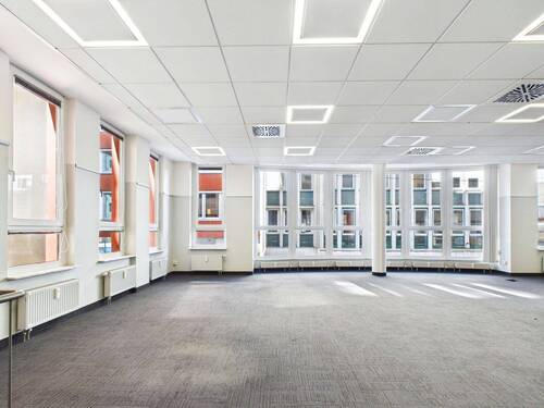 Bürofläche 1.OG - Büro in Stuttgart