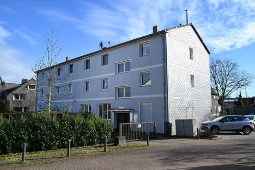 Ansicht hinten - Drei-Zimmer-Wohnung mit neuem Boden, Südbalkon und guter Raumaufteilung in Hattingen-Niederwenigern