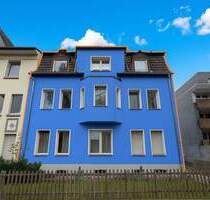 Gepglegtes Dreifamilienhaus mit fünf Garagen in Mülheim-Heißen! - Mülheim an der Ruhr