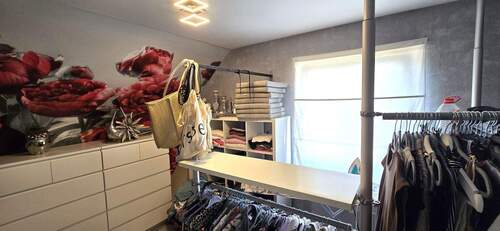 OG, Schlafzimmer 2, Ankleidezimmer - 