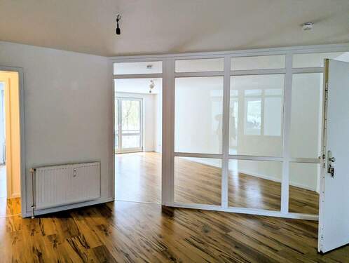 Blickrichtung Wohnzimmer - 