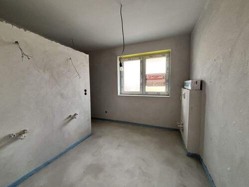 Bad - Dusche hinter der Wand - 