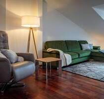 Möblierte Dachgeschosswohnung mit Fahrstuhl mitten in der Hauptstadt - Berlin