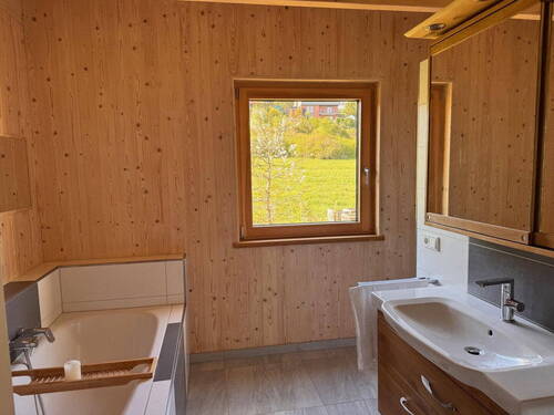 Modernes Badezimmer - 