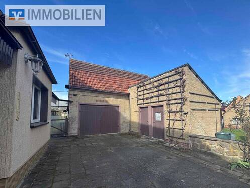 Garage mit Nebengelass - 