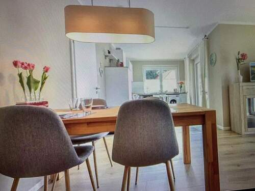 Wohn/Essbereich - 