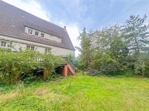 Hintergarten - Einfamilienhaus mit 130,00 m² in Falkensee zur Miete
