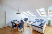 Wohnbereich - Befristet: Blick über Berlin - 3 Zimmer mit herrlicher Aufdachterrasse