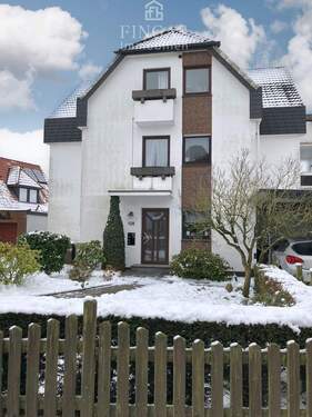 Außenbild - ***Gemütliche frisch renovierte Dreizimmerwohnung mit Garage und Wintergarten in Bremen-Lesum***