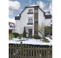 ***Gemütliche frisch renovierte Dreizimmerwohnung mit Garage und Wintergarten in Bremen-Lesum***