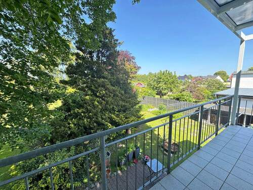 Blick vom Balkon - Etagenwohnung mit 65,00 m&sup2; in Ostseebad Dierhagen OT Dorf zum Kaufen