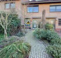 Familiäres Reihenhaus in Vorstadtlage - Erbbaurecht - Neu Wulmstorf