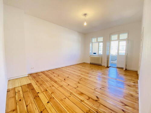 Zimmer 2 - 
