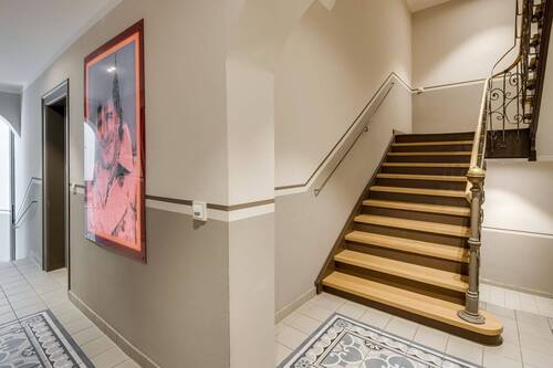 Durchgang zum Treppenhaus - 