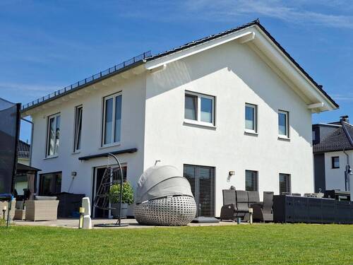 4 - Seite.jpg - Einfamilienhaus mit 200,00 m&sup2; in Bad Emstal zum Kaufen