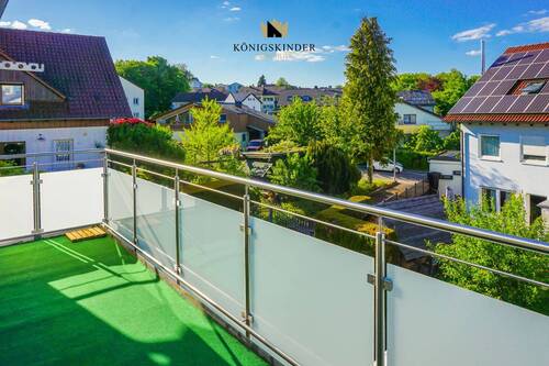 Aussicht Balkon - Mehrfamilienhaus, Wohnhaus mit 236,00 m² in Pforzheim zum Kaufen