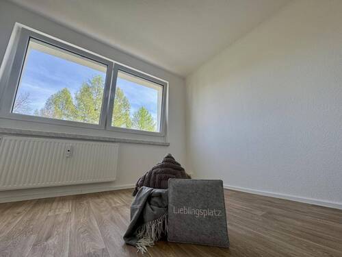 Schlafzimmer - 3 Zimmer Etagenwohnung zur Miete in Chemnitz