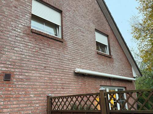 Rollläden.jpeg - 4 Zimmer Doppelhaushälfte in Hamburg