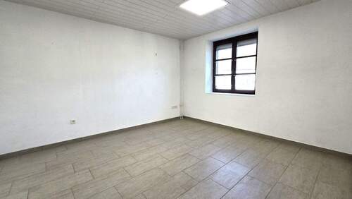 EG: Schlafzimmer - 