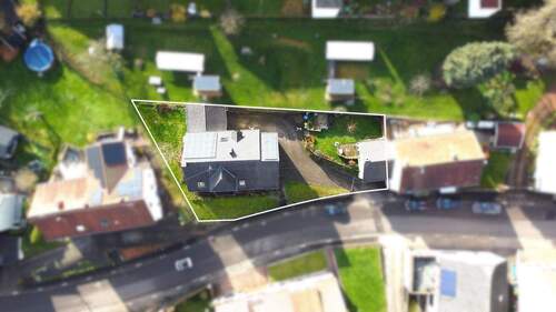 Grundstück - 8 Zimmer Einfamilienhaus zum Kaufen in Mandelbachtal