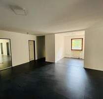 Vielseitig nutzbare Büro-Praxisfläche im Zentrum von Zirndorf