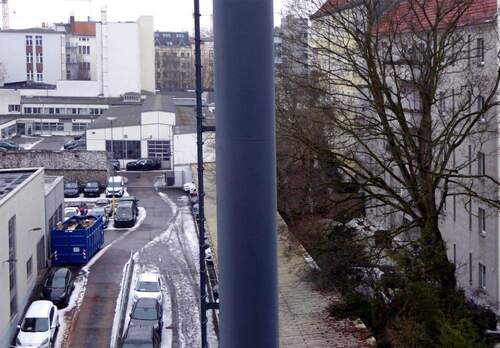 karls_raus.JPG - Etagenwohnung mit 59,00 m&sup2; in Berlin zum Kaufen