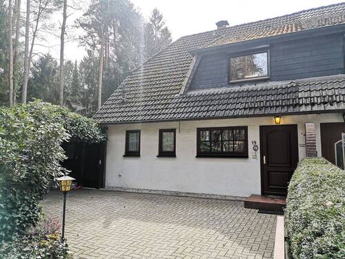 Hausansicht - 4 Zimmer Doppelhaushälfte in Buchholz in der Nordheide