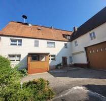 *Ideal für Handwerksbetrieb!* Fränkisches Bauernhaus mit viel Platz für Lager und Werkstatt - Vorra Düsselbach