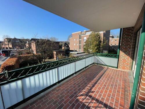 Schöner Südbalkon - 
