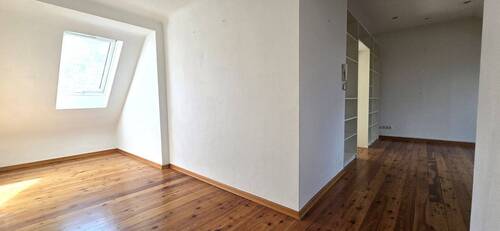 DG Blick aus der Wohnungstür zum Eingangsbereich und Wohnzimmer - 