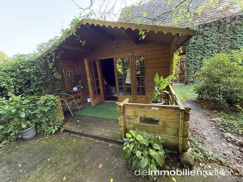 Gartenhaus auf dem Grundstück - Grundstück in Märkisch Buchholz