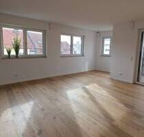 Sonnige, luxuriös ausgestattete 2-Zimmer-Neubauwhg., zentrumsnah, sofort beziehbar im MVV-Bereich - Landshut West