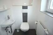 Tageslicht-Gästetoilette - 