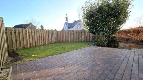 Überschaubares Gartengrundstück - 4 Zimmer Einfamilienhaus zum Kaufen in Delmenhorst