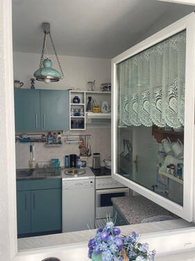 Küche mit Fenster - 