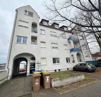 Moderne 3-RW mit Tageslichtbad und Einbauküche zu vermieten! - Halle (Saale) Lutherplatz